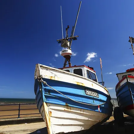 Merchants Quarters - Laguz & Othala - Two Stunning In One - Both With Harbour And Sea Views, Roof Terrace And Location To Amenities 度假居 斯卡伯勒