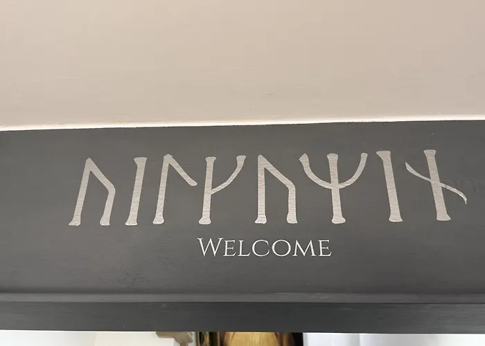 Semesterbostad Merchants Quarters - Laguz & Othala - Two Stunning In One - Both With Harbour And Sea Views - Free Roof Terrace With Sea And Harbour View And Location To Beaches Amenities Restaurants And Harbour