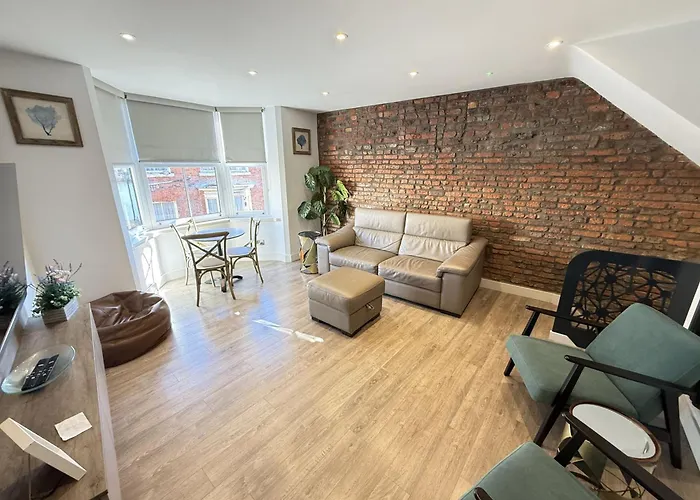 Merchants Quarters - Laguz & Othala - Two Stunning In One - Both With Harbour And Sea Views - Free Roof Terrace With Sea And Harbour View And Location To Beaches Amenities Restaurants And Harbour * Scarborough