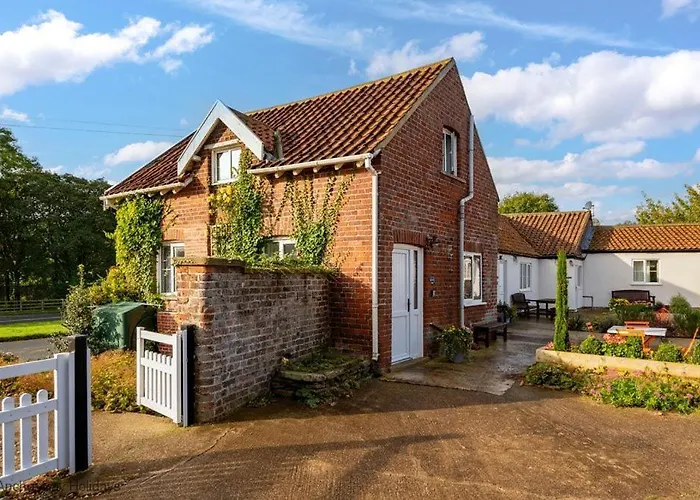 Merchants Quarters - Laguz & Othala - Two Stunning In One - Both With Harbour And Sea Views - Free Roof Terrace With Sea And Harbour View And Location To Beaches Amenities Restaurants And Harbour * Scarborough