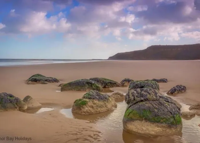 Semesterbostad Merchants Quarters - Laguz & Othala - Two Stunning In One - Both With Harbour And Sea Views - Free Roof Terrace With Sea And Harbour View And Location To Beaches Amenities Restaurants And Harbour *