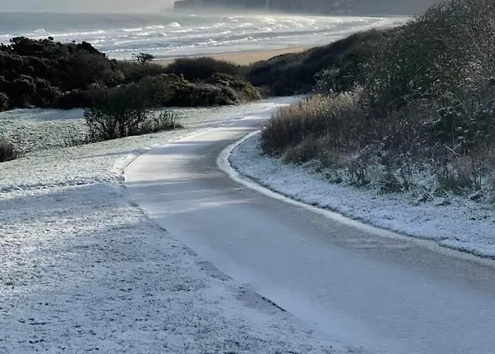 Merchants Quarters - Laguz & Othala - Two Stunning In One - Both With Harbour And Sea Views - Free Roof Terrace With Sea And Harbour View And Location To Beaches Amenities Restaurants And Harbour