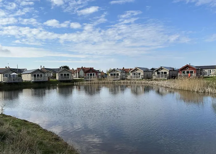 Merchants Quarters - Laguz & Othala - Two Stunning In One - Both With Harbour And Sea Views - Free Roof Terrace With Sea And Harbour View And Location To Beaches Amenities Restaurants And Harbour * Scarborough